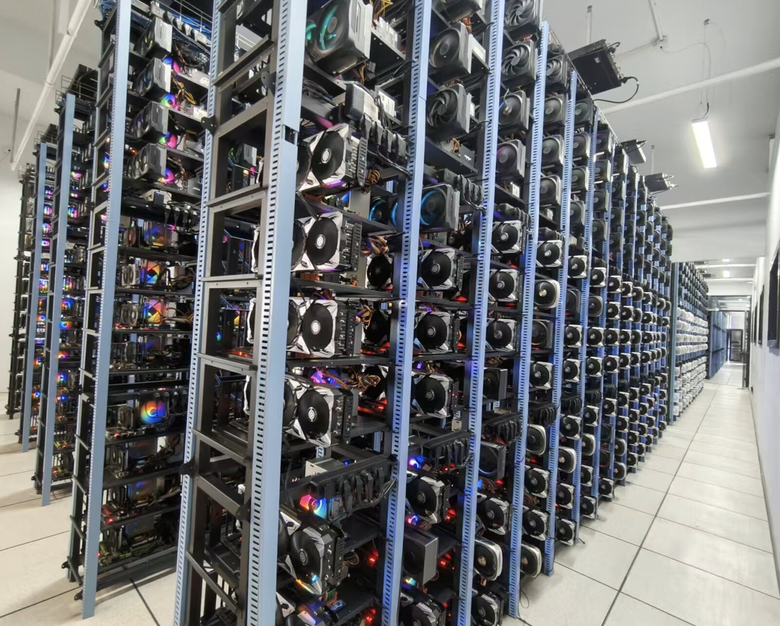 达索时代 · 苏州智算中心 算力机房